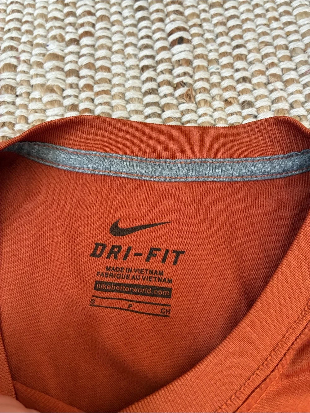 Nike Men’s Texas Orange Dri-FIT Short Sleeve Tee with White Longhorn